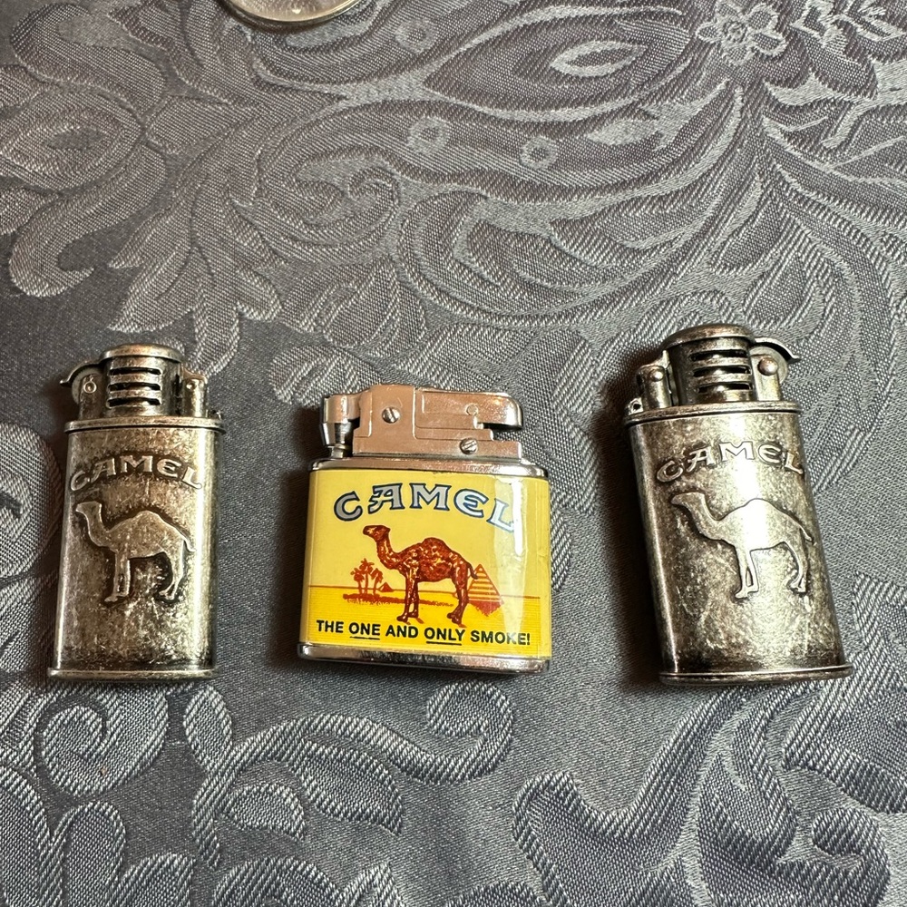 3 Joe Camel lighters